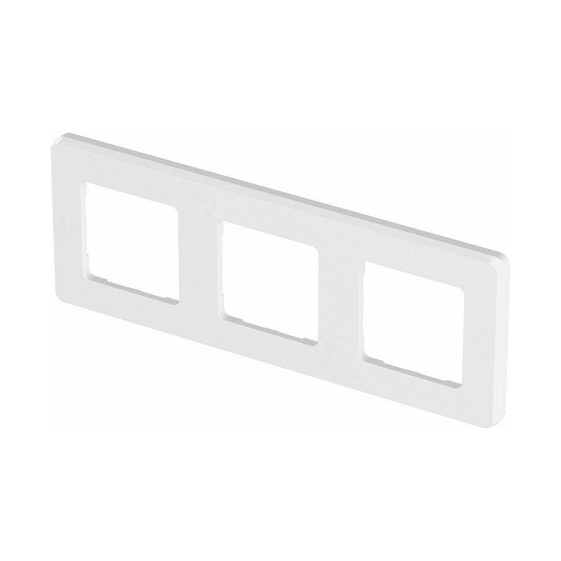 Legrand INSPIRIA Белый Рамка 3-местная IP20 скрытая устан...